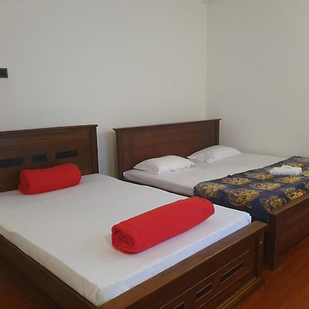 Barrow Villa Νουβάρα Ελίγια Εξωτερικό φωτογραφία